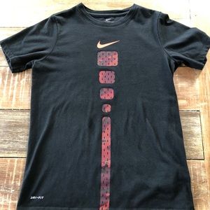 Boys Nike Elite Dri-Fit Short Sleevd Shirt Sz Lg